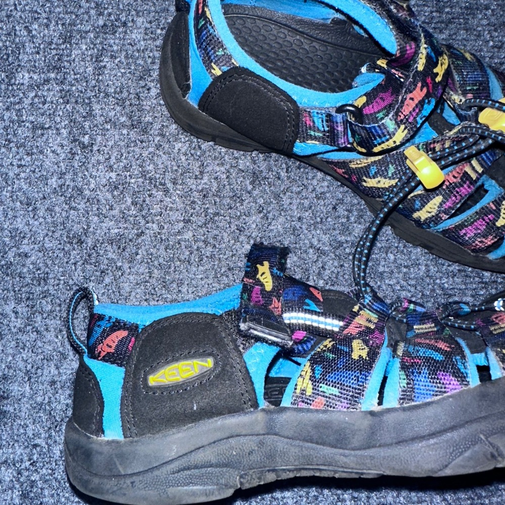 Keen Newport H2 Kids Shoes Size 3 Dinosaur Print Blue Black Water Sandals - Picture 5 of 6